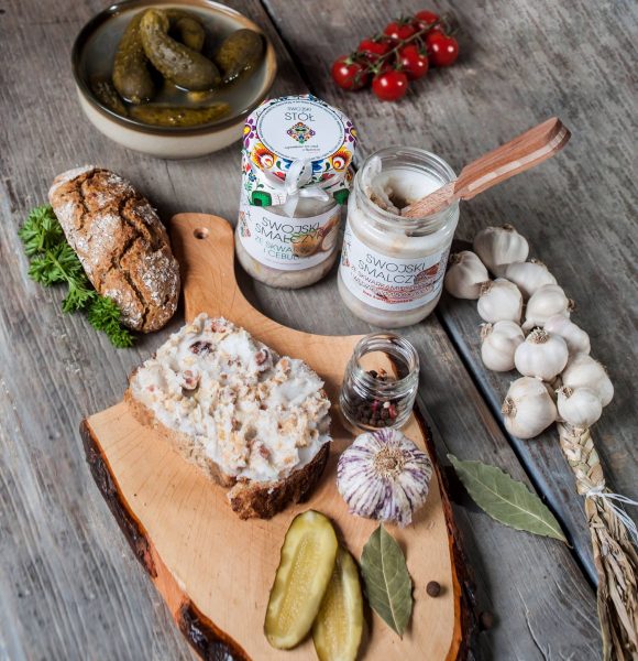 Smarowidlo do chleba z mięsa mielonego z boczku cebulką i czosnkiem Swojski Stół